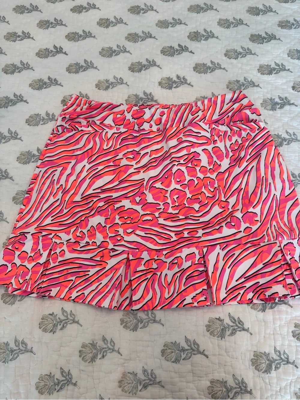 The Tail Activewear Gaia Zebra Swirl Pleated 18